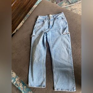 Baggy mid rise jean